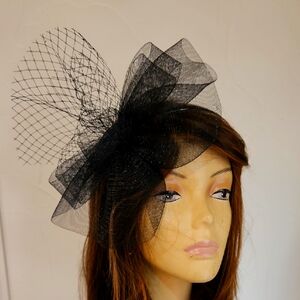 Black Netting Veil  Large Fascinator Headband Derby Church Tea‎